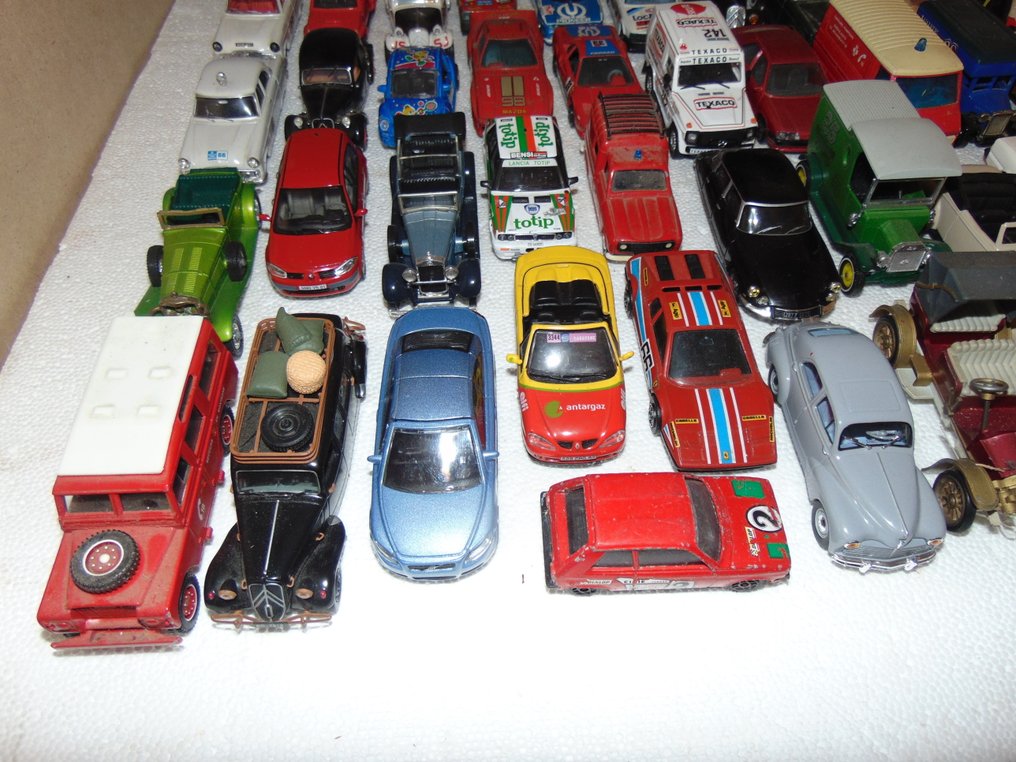 1:43 - Modelauto (52) - Lot de miniatures automobiles - Grote partij van 52 voertuigen 1/43e #4.3