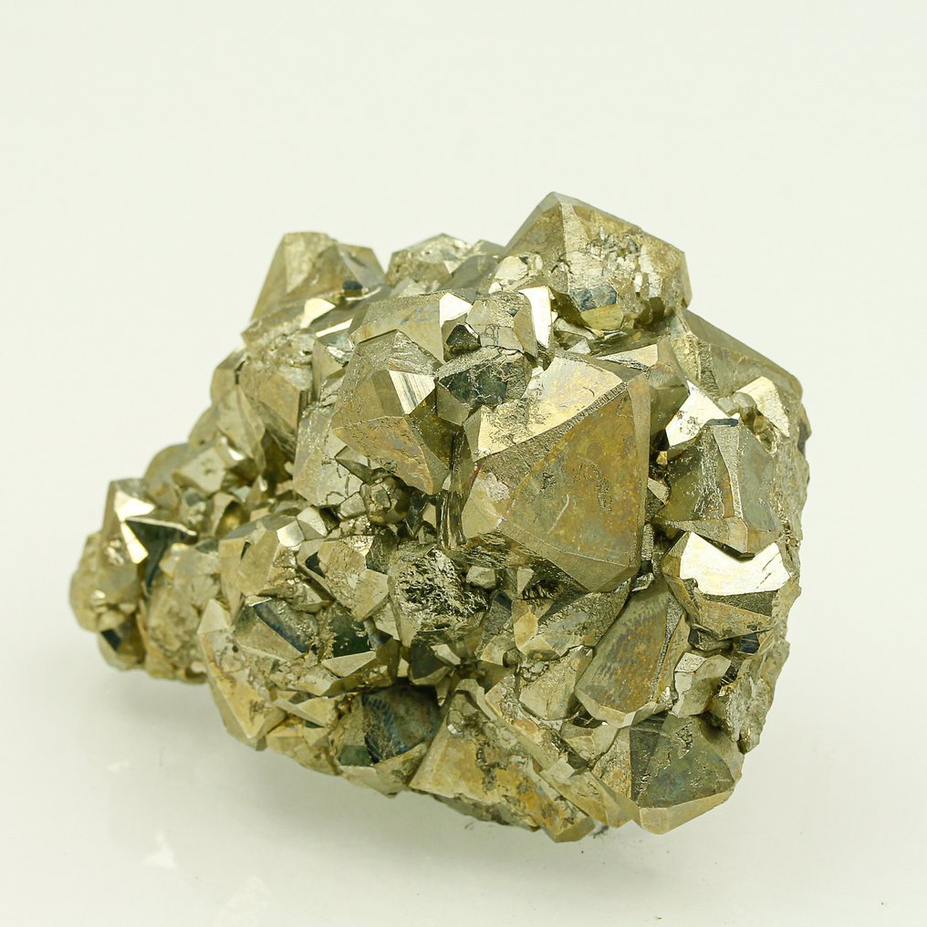 Ottaedro modificato di pirite Cristalli - Altezza: 8.2 cm - Larghezza: 5.8 cm- 339 g #3.2