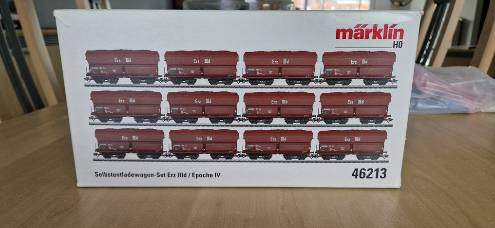 Märklin H0 - 46213 - Set machetă tren cu vagon marfă (1) - Set Erz III/Id / Epoche IV. set de 12 doze individuale în cutie originală. - DB #1.0