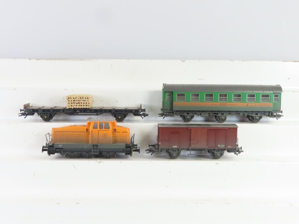 Märklin H0 - 28501 - Σετ τρένων (1) - Τριών τεμαχίων σετ με ατμομηχανή Henschel DHG 500 και 2 βαγόνια. - RAG, Ruhrkohle AG #1.0
