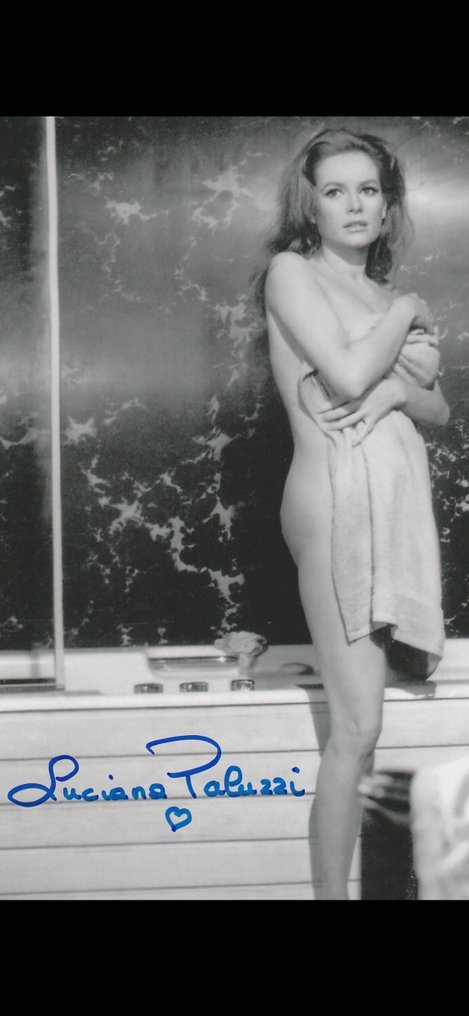 James Bond 007: Thunderball - Signed by Luciana Paluzzi (Fiona Volpe) #2.1