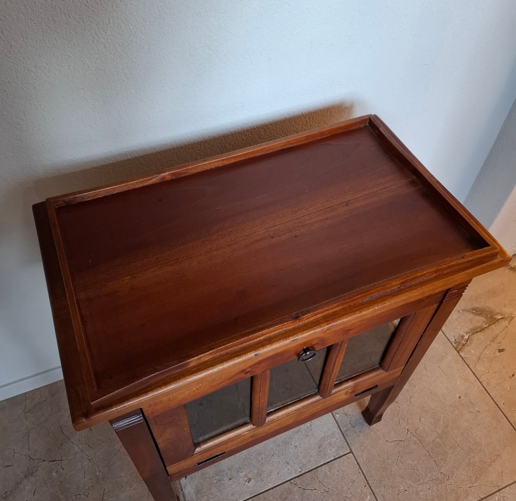 Szekrény - Hout Mahonie - Glas - A teáskészlet #4.3