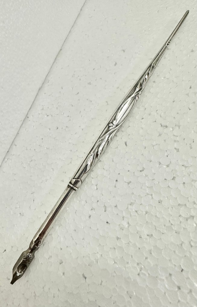 Art Nouveau - Pen #1.0