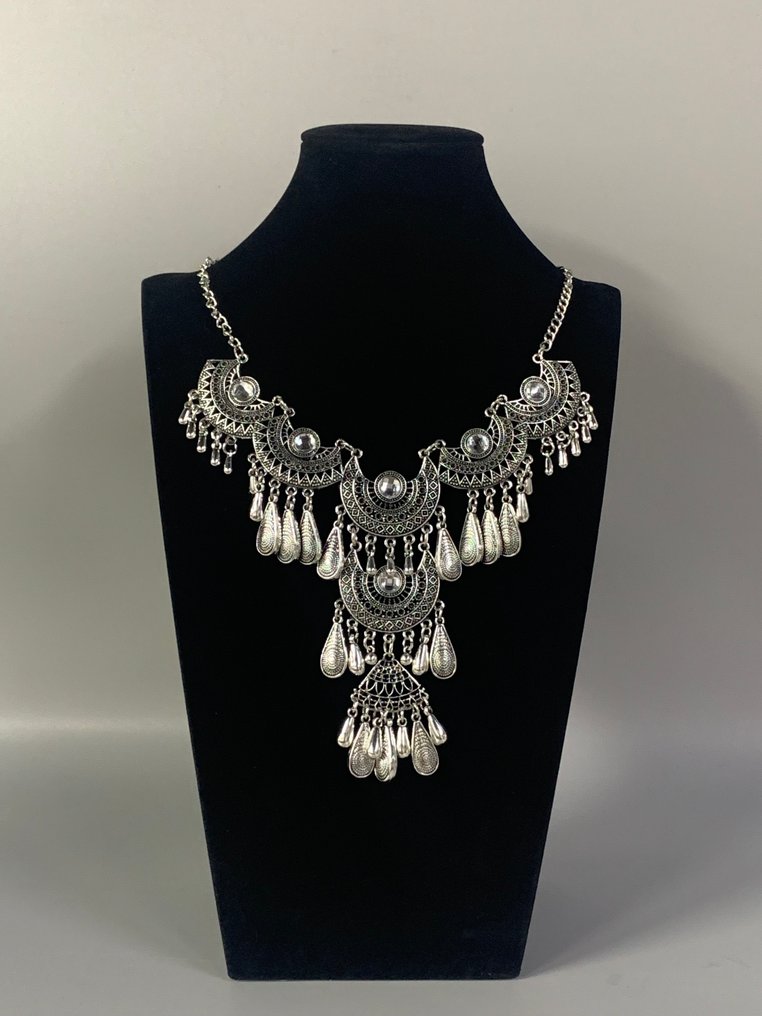 Λαιμόδεσμος - Miao - Κίνα  (χωρίς τιμή ασφαλείας) #1.0