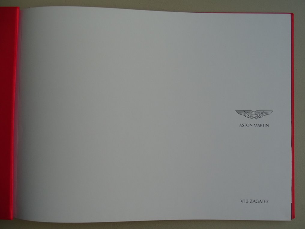 Brochure - Aston Martin - V 12 Zagato - 2012 #3.2