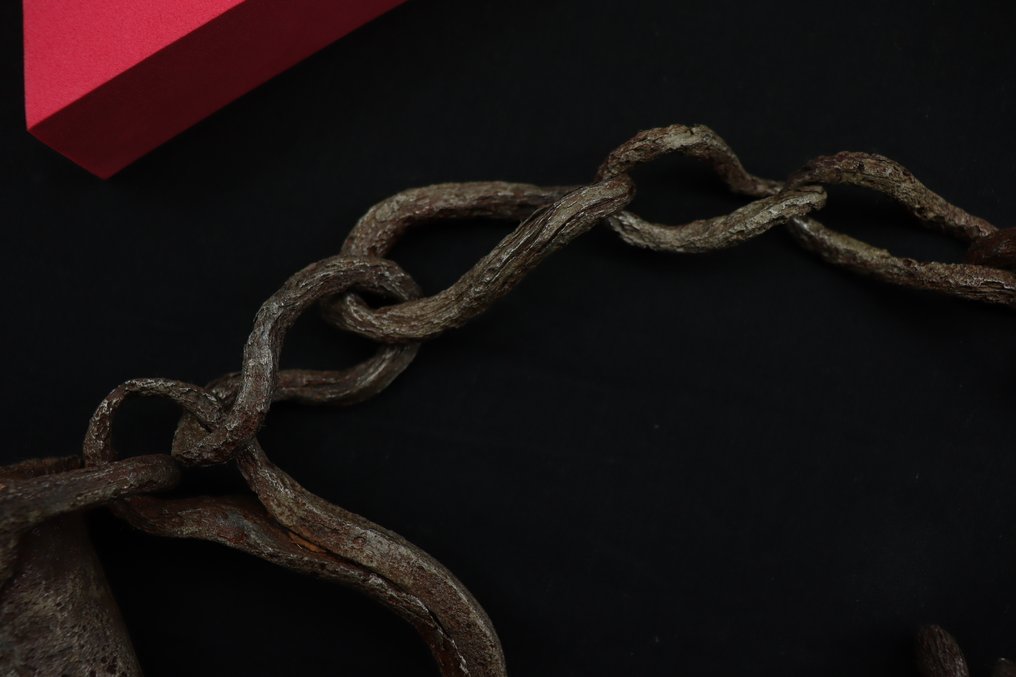 Μεσαιωνικός (Γοτθικός) Μακρύ Σίδερο Στρατιωτικά χειροπέδες - 71 cm  (χωρίς τιμή ασφαλείας) #2.1