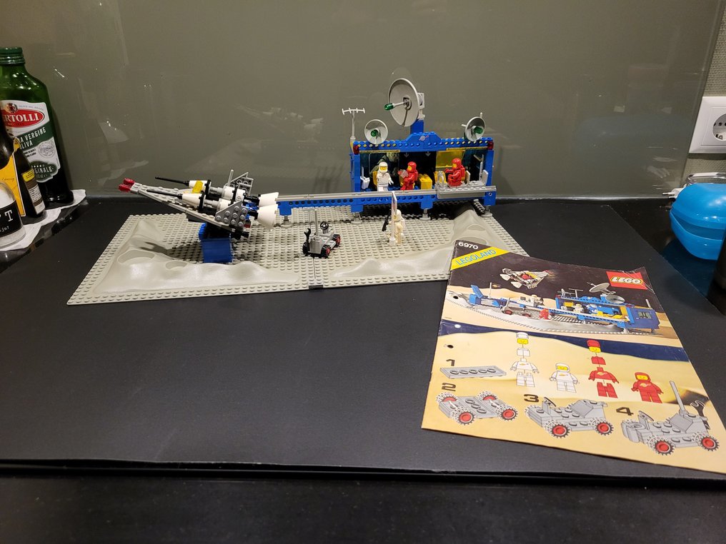 Lego Set - 6970 - Classic Space - Beta-1 Command Basis #1.0