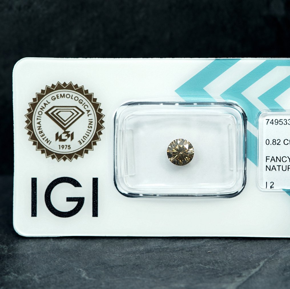 没有保留价 - 1 pcs 钻石  (天然色彩的)  - 0.82 ct - 圆形 - Fancy intense 稍帶棕色的 黄色 - I2 内含二级 - 国际宝石研究院（IGI） #4.3