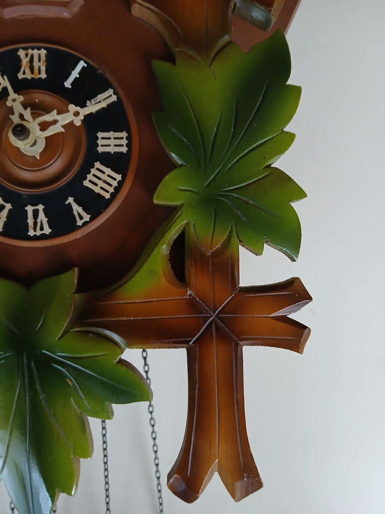 Orologio a cucù -   - Tiglio - 1950-1960 - Con uccellino colorato #3.2