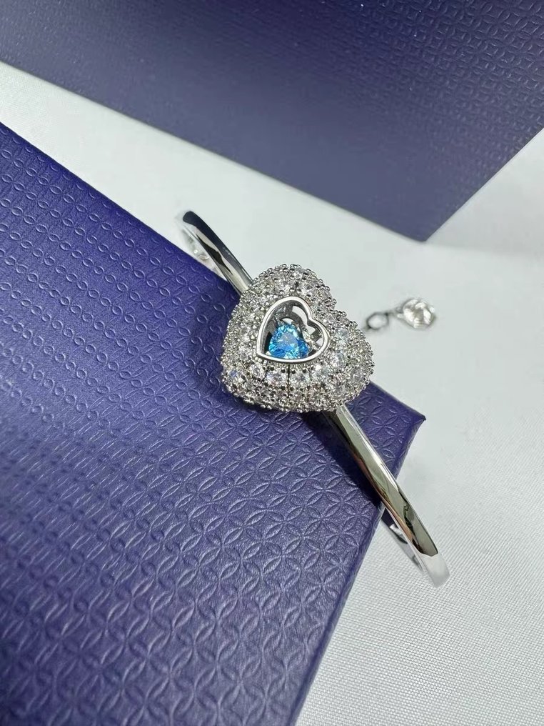 Swarovski - Άγαλμα, Hyperbola "Beating Heart" Bracelet - 0 cm - Κρύσταλλο #1.0