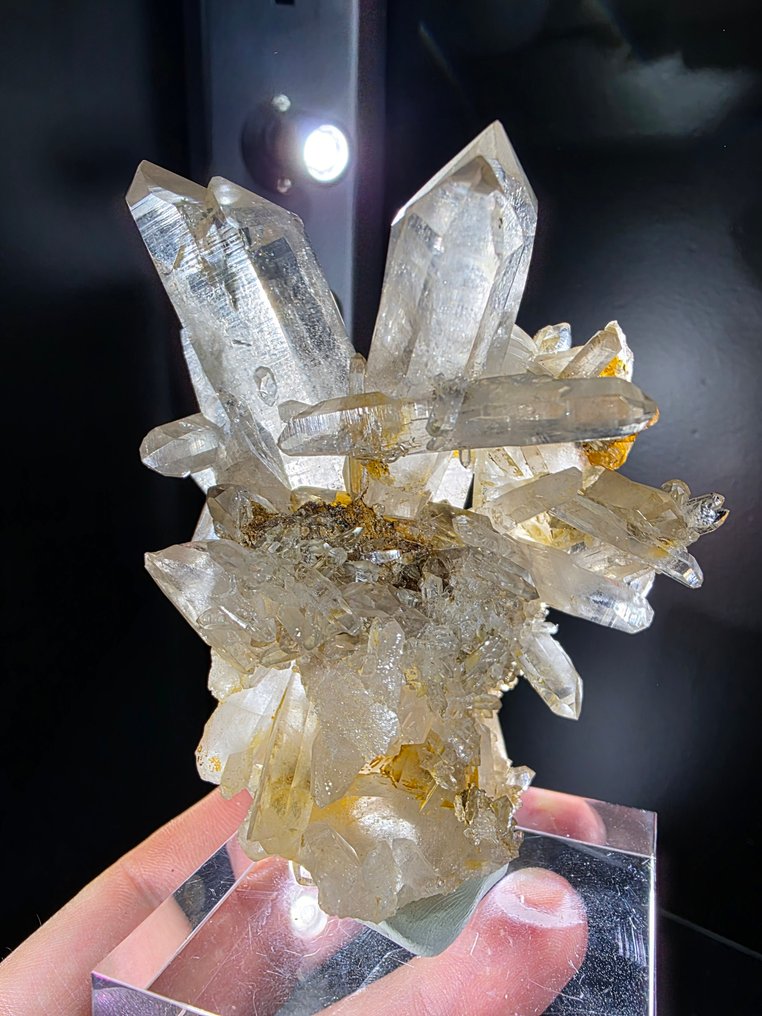 Quarzo Cristalli - Altezza: 9 cm - Larghezza: 6 cm- 204 g #1.0