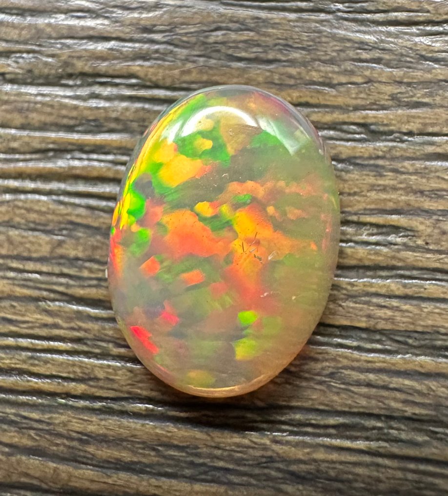 1,54ct Opaal Cabochon- 0.3 g #4.3