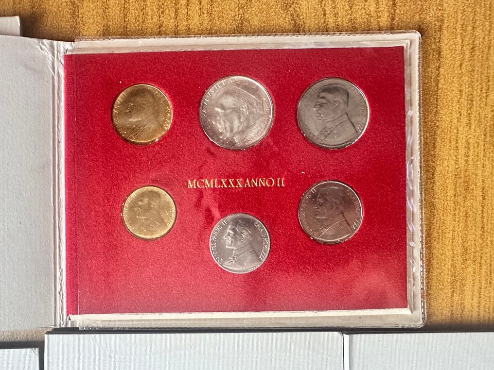 Vatican. Giovanni Paolo II. Year Set (FDC) Lotto di 5 Serie anni dal 1979 al 1983  (No reserve price) #2.1