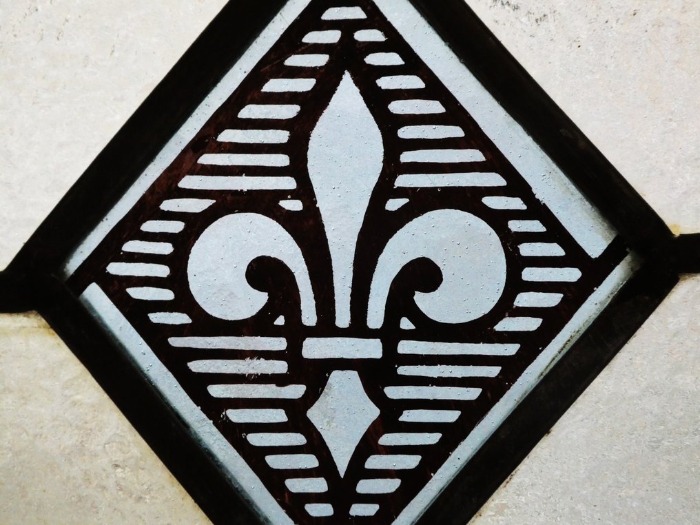 新藝術風格 彩色玻璃窗 - Handvervaardigd - 1850-1900 - 百合花纹章学  #1.0