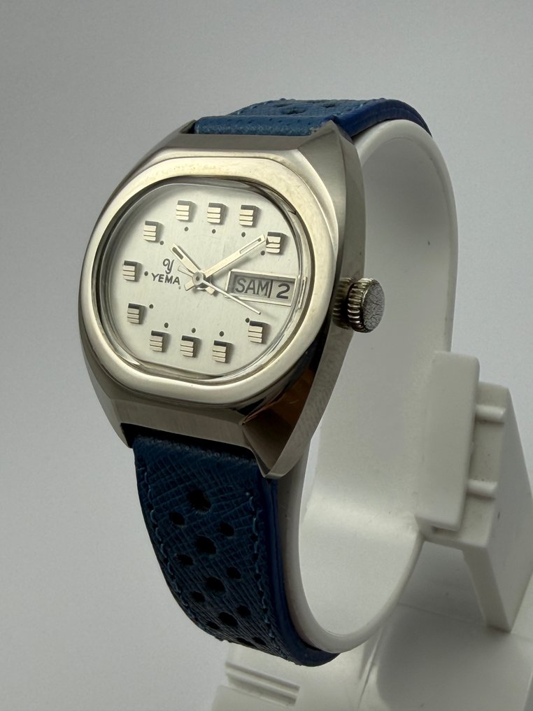 Yema - Vintage Cushion Case Day-Date Watch – Manual Wind – Swiss Made – 1960s - No reserve price - Men - 1960-1969 #4.3