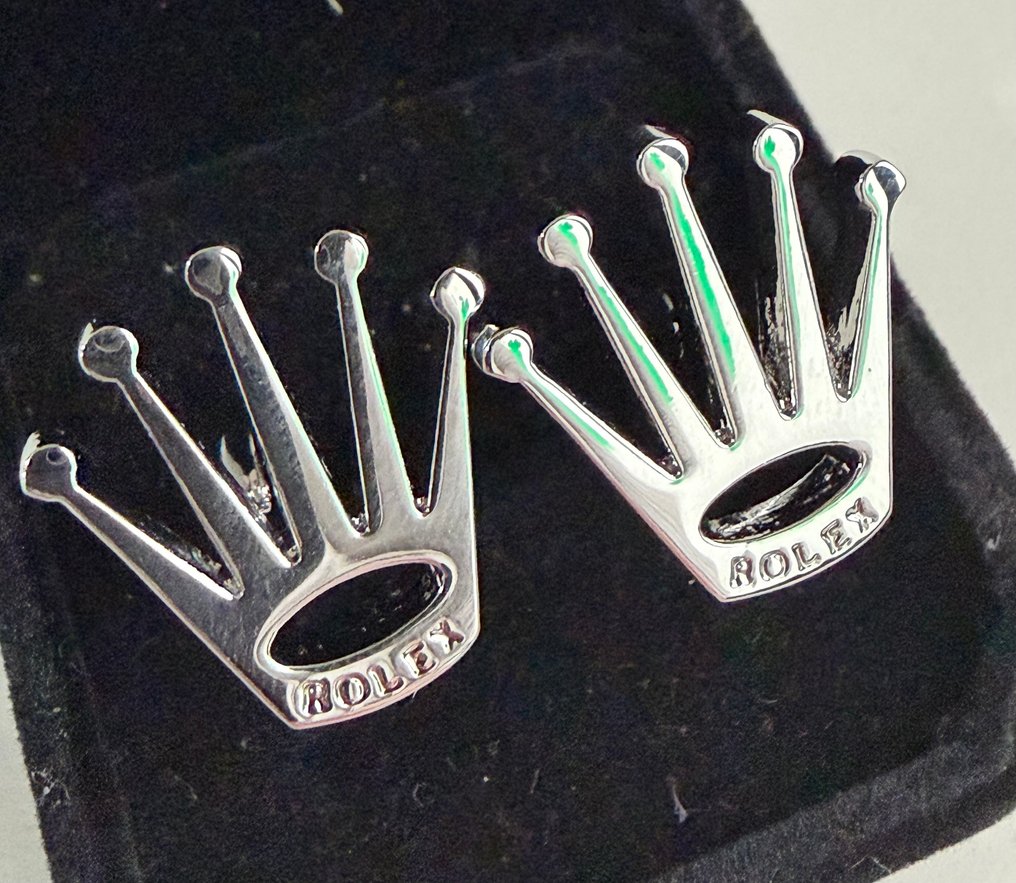 Paio di gemelli con corona Rolex in argento plissettato, di classe elegante. - Gemelli #1.0