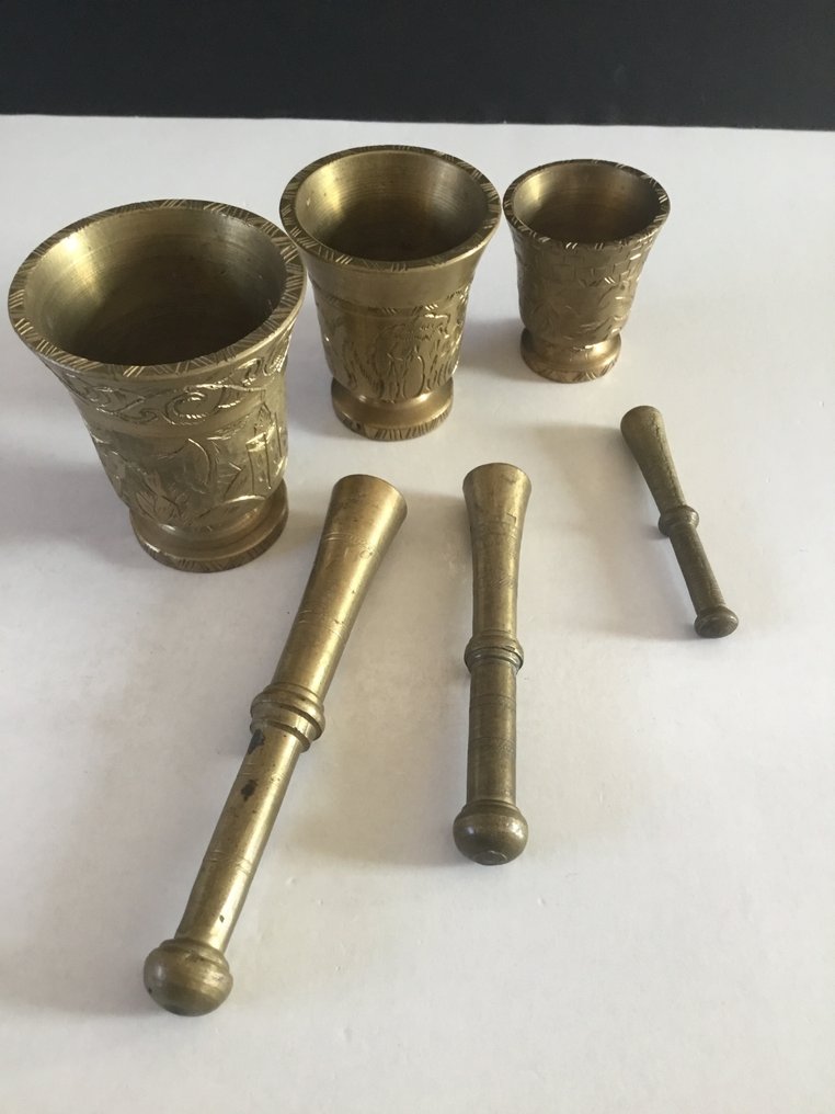 gemerkt HBS Apothekers - Mortar and pestle (6) - Brass - Set of 3 unique jacks #4.3