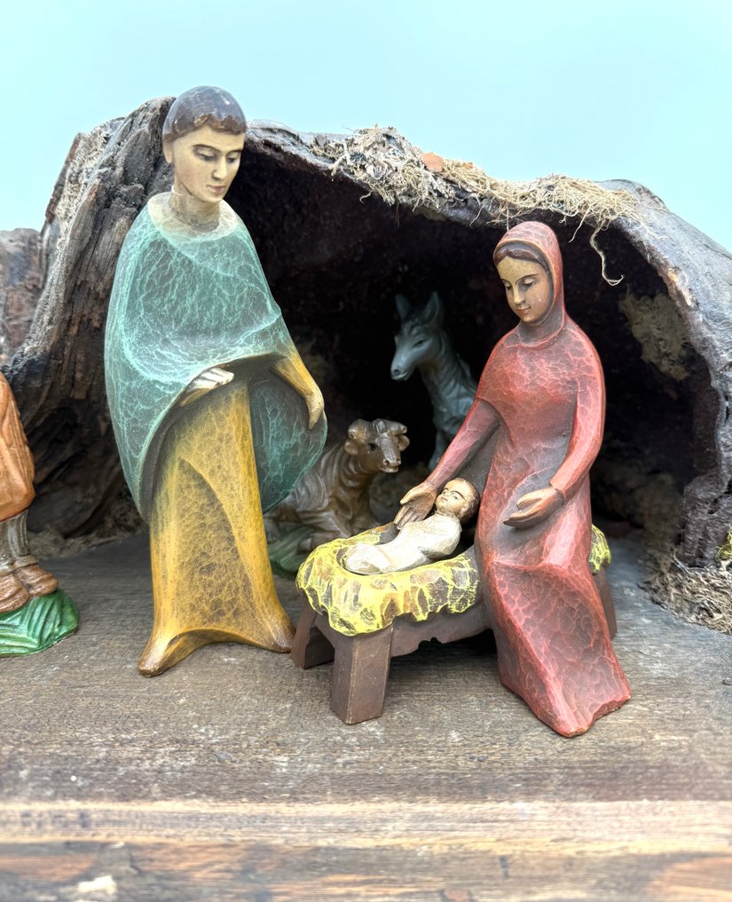 Albert Comploj - Szobrocska, Kerststal - 19 cm - Fa, műgyanta, préselt fa #3.2