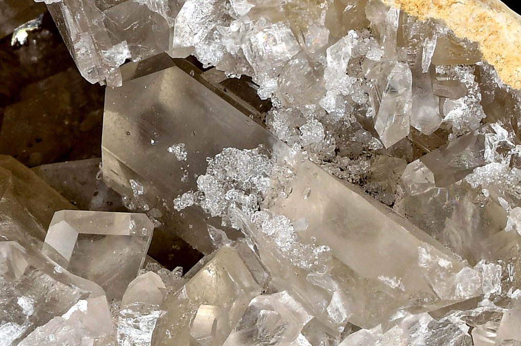 Old beautiful Celestine specimen from Tunisia - Height: 11.1 cm - Width: 7.3 cm- 592 g #2.1