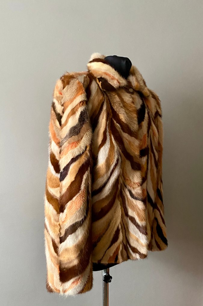 Artisan Furrier - Cappotto di pelliccia #4.3