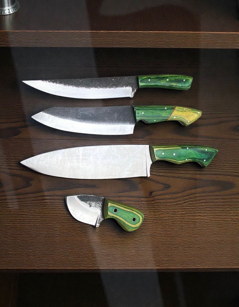 Set of FOUR, Hand-Forged with Old & dual polish Steel, Japanese Style Knives from Elite - Coltello da cucina - Chef's knife - Acciaio, Legno, Set squisito di 4 coltelli vintage in acciaio giapponese vecchio forgiato a mano. - Giappone #1.0