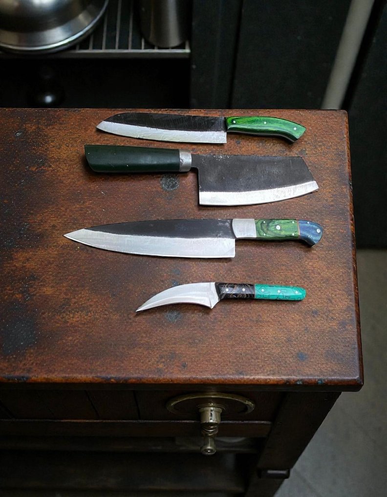 Set of FOUR, Hand-Forged with Old & dual polish Steel, Japanese Style Knives from Elite - 厨刀 - Chef's knife - 钢, 木, 精美的4件套，手工锻造的日本老钢复古刀具 - 日本 #4.3