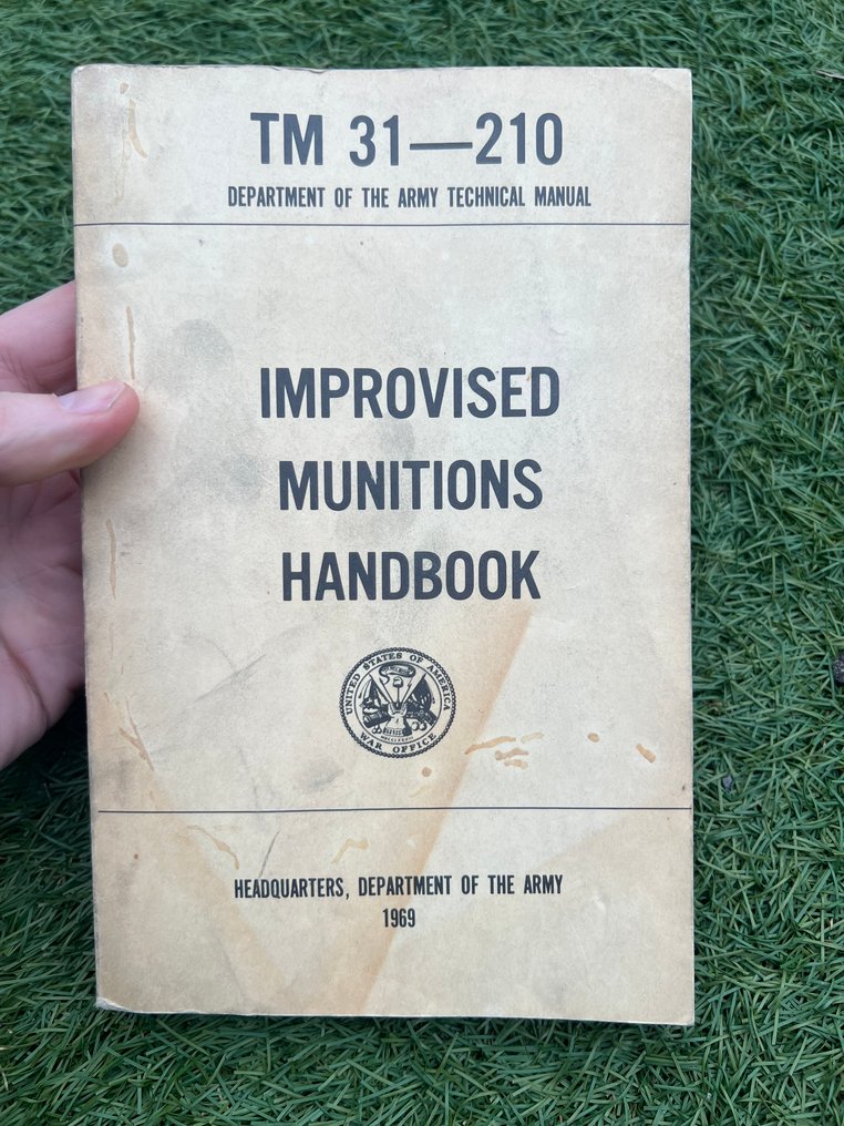 Vietnam War US Army Manual ''Improvised Ammunitions handbook'' - Boobytraps - Airborne - Ranger - Special Forces - Tunnel Rats - 1969 #1.0