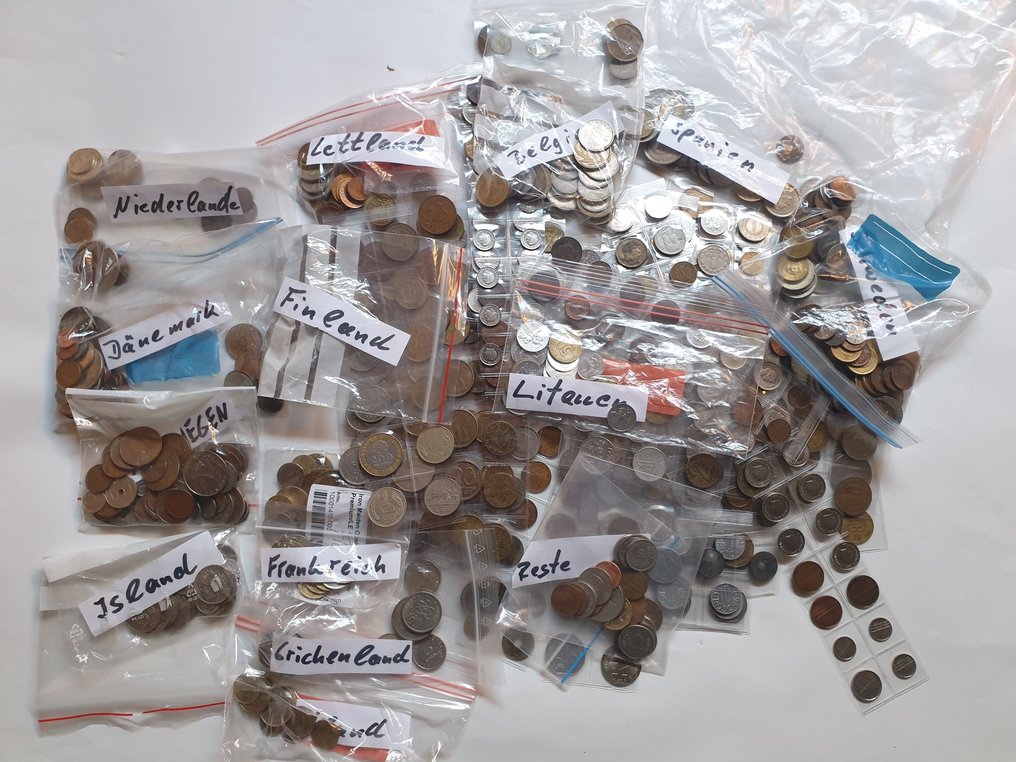 Europa circulerende munten, meer dan 900 stuks, ongeveer 2,5 kg..  (Zonder minimumprijs) #1.0