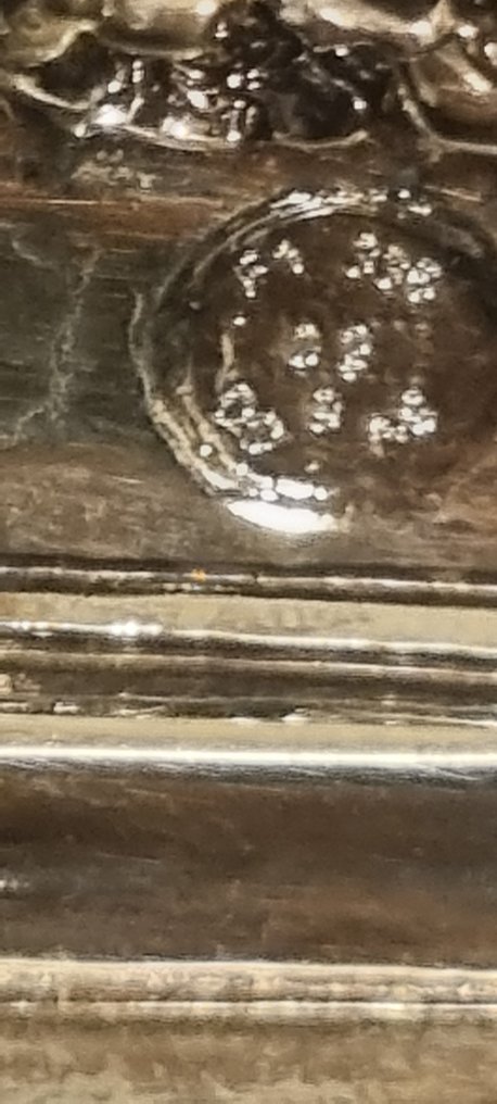 Figure - Feuille d’argent #4.3