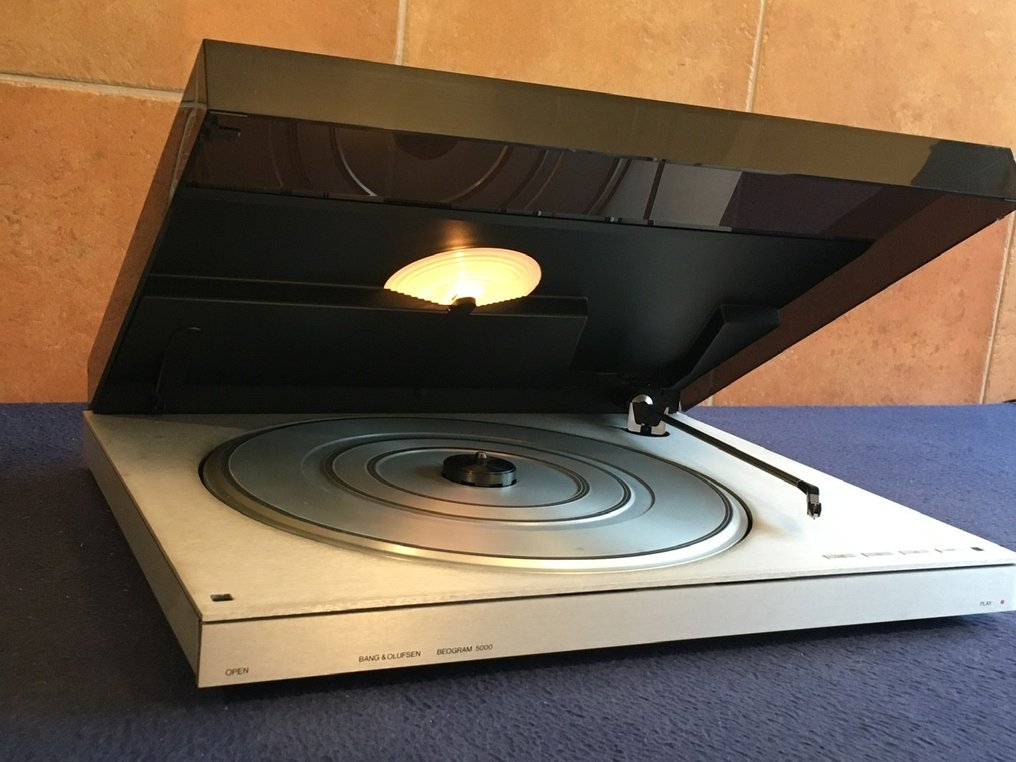 Bang & Olufsen - Beogram 5000 Gramofon #1.0