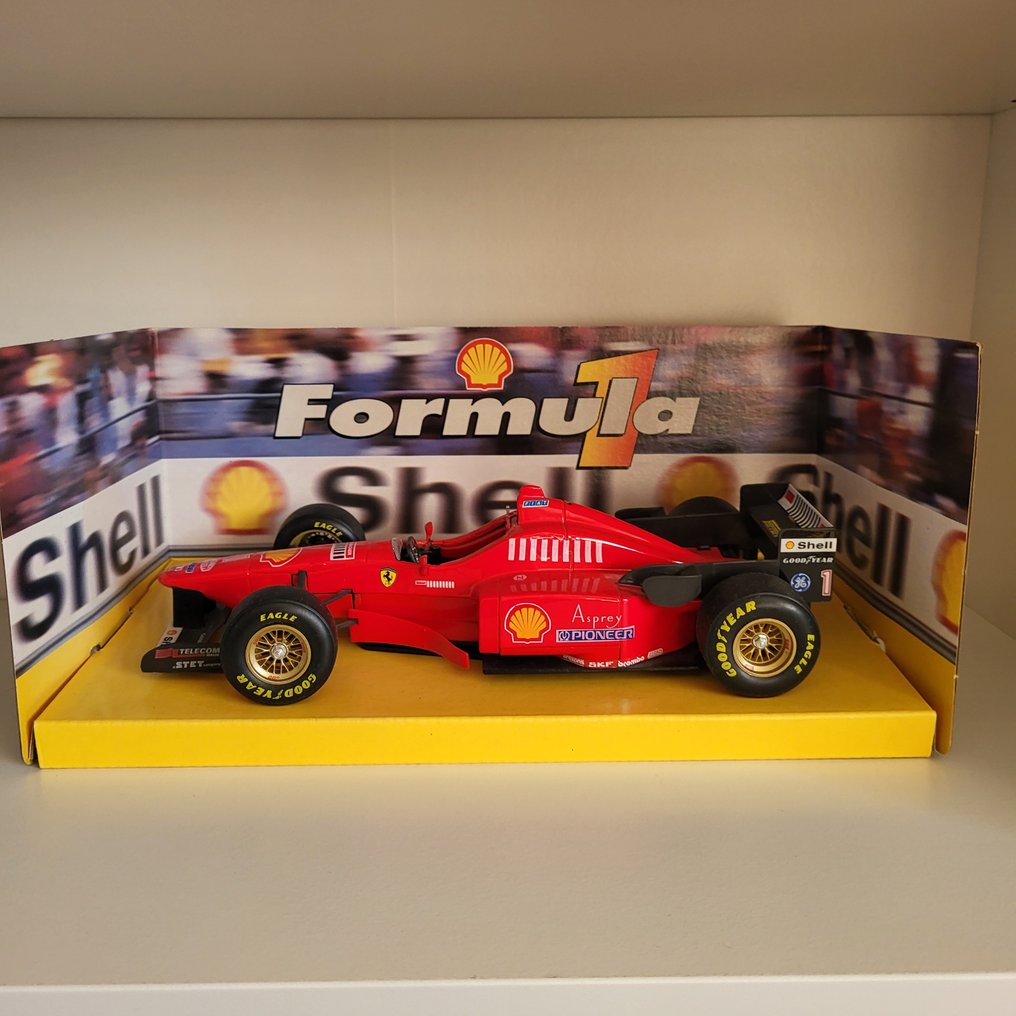 Maisto 1:18 - Model car - Ferrari F1 Michael Schumacher #1.0