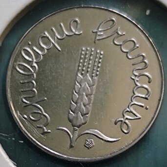 Frankrijk. 1 Centime 1994 BU abeille et BE dauphin (lot de 2 monnaies)  (Zonder minimumprijs) #2.1