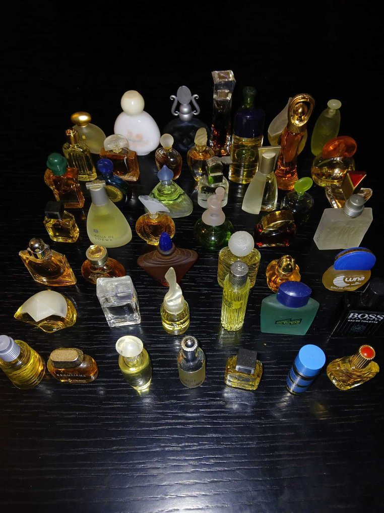 Θεματική συλλογή - Μινιατούρες μπουκαλάκια αρώματος - Trussar #4.3