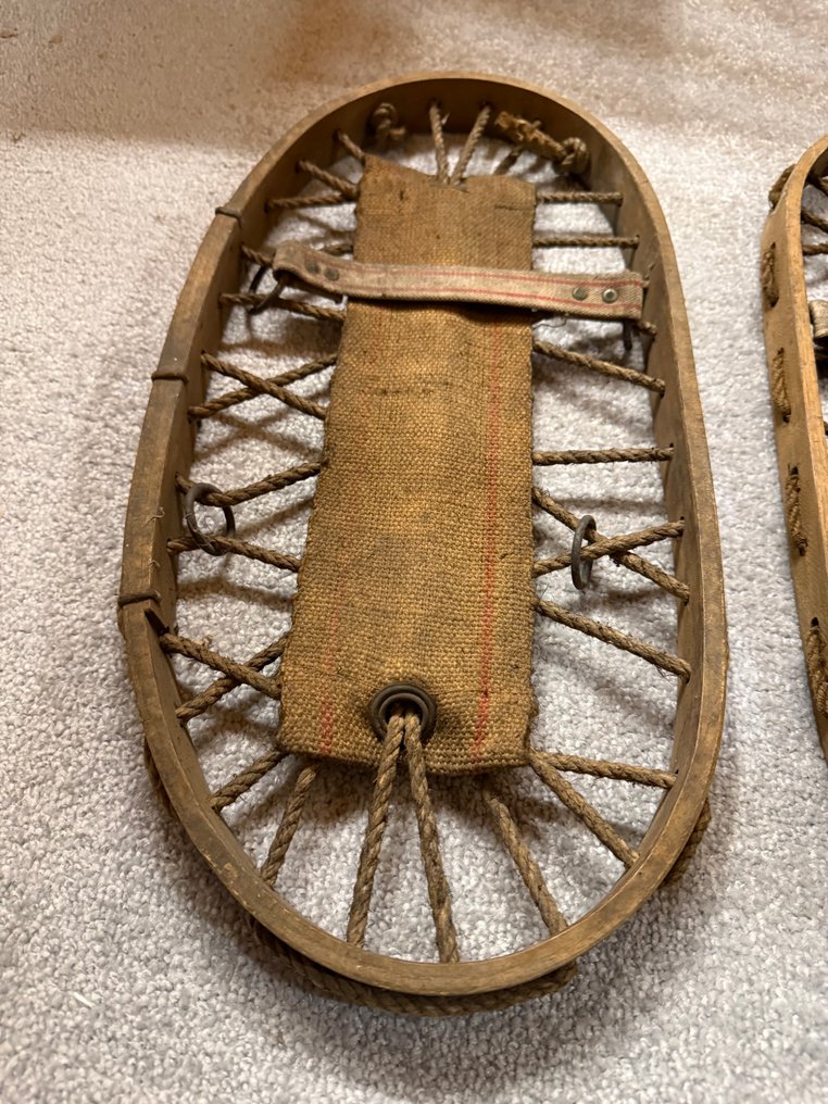 古老的山地士兵雪鞋 - 軍用裝備 #2.1