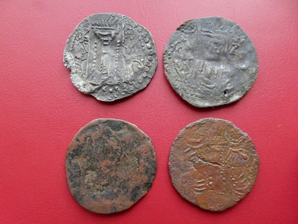 Nezak Huns Lotto di 4 monete  (No reserve price) #1.0