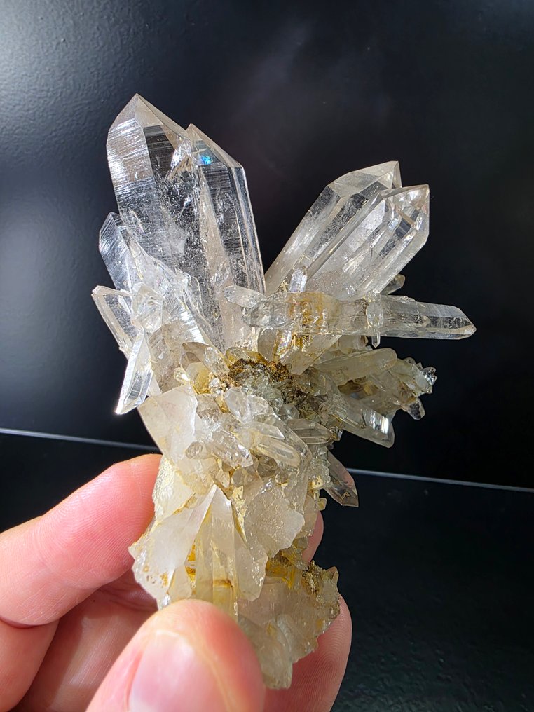 Quarzo Cristalli - Altezza: 9 cm - Larghezza: 6 cm- 204 g #2.1