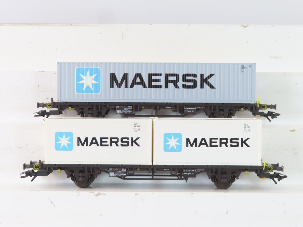 Märklin H0 - 47684 - Modelltog godsvogn-sett (1) - 2-delt godsvognsett med 2-akslede containertransportvogner med last og påtrykk 'Maersk'. - DSB #1.0