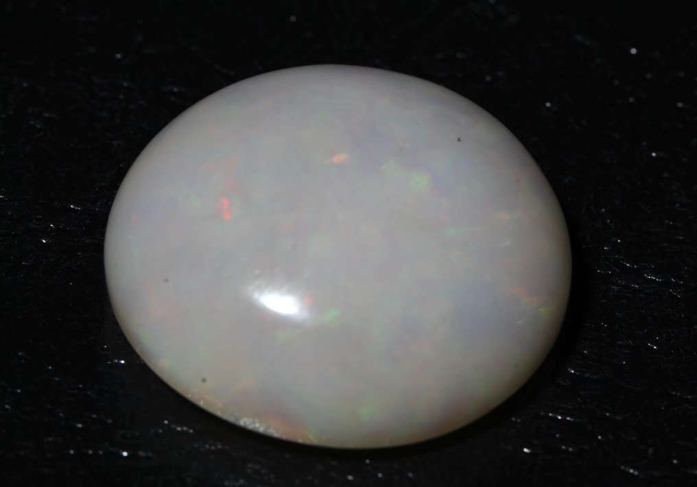 No reserve price Grey Opal  - 33.37 ct - Instituto Gemólogico Español (IGE) - Color Game #4.3