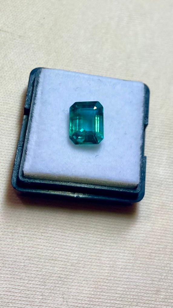 1 pcs Verde Smarald - 2.87 ct - IGI (Institutul gemologic internațional) - Top green emerald #2.1