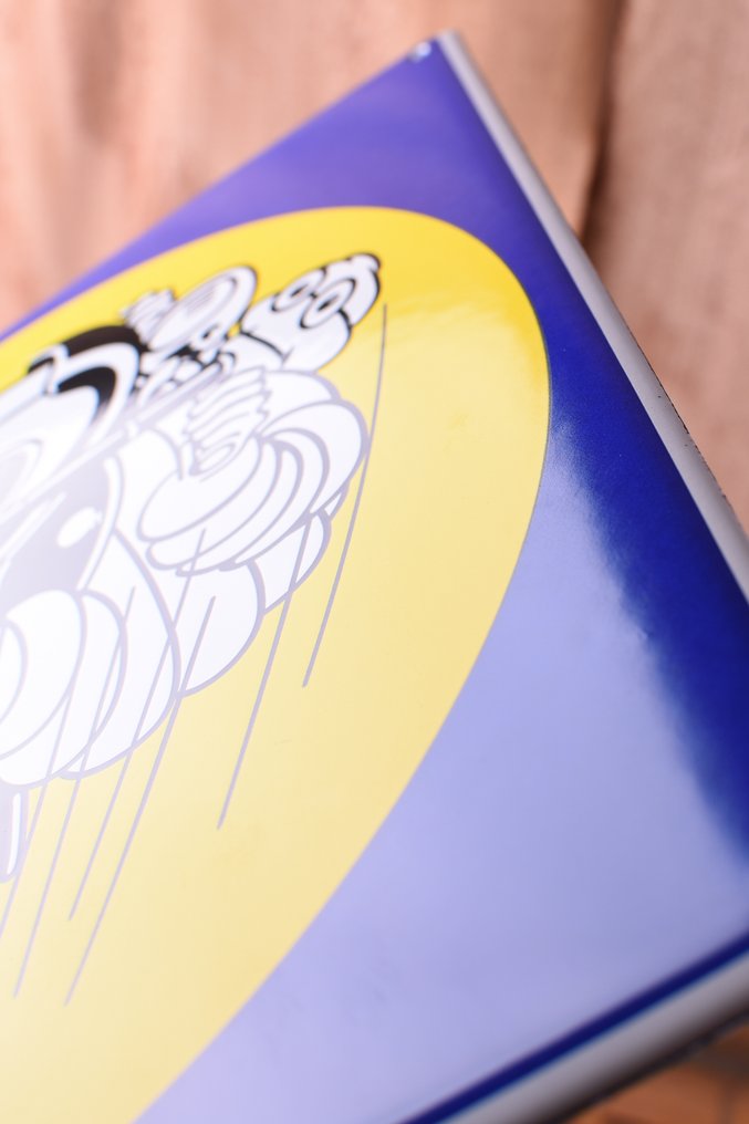 Sign - Michelin - Michelin "Bibendum moto man"; enamel sign; endures time; No reserve! #4.3