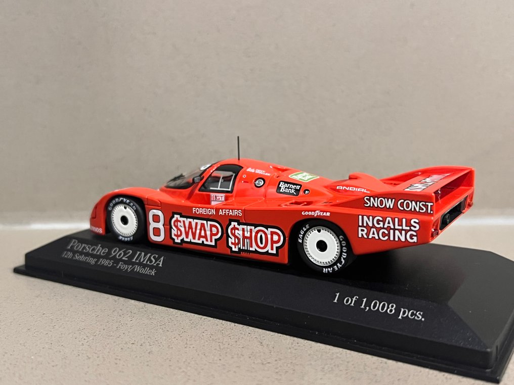 Minichamps 1:43 - Modellauto - Porsche 962 IMSA - Limitierte Edition 1 von 1008 Stück. #3.2