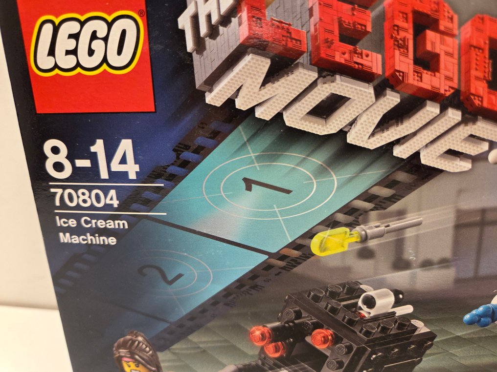 LEGO Set - The Lego Movie - LEGO Movie Rot Agent Achtervolging 70819 + LEGO The Movie Afvalkraker 70805 +LEGO The Movie #2.1