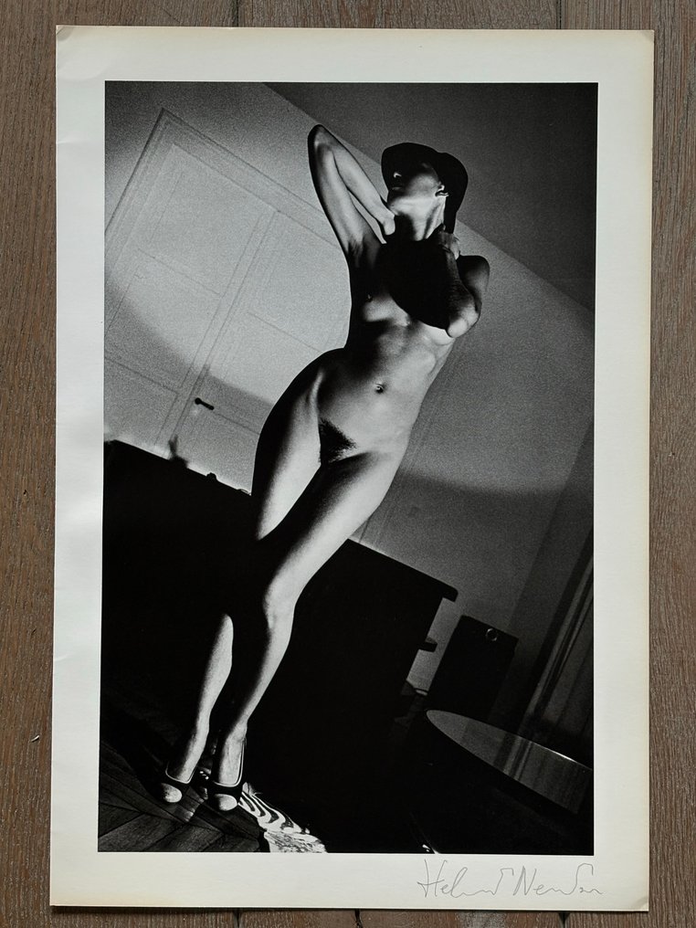 Helmut Newton (1920–2004) - In my apartement, Paris   1978  handsigned #1.0