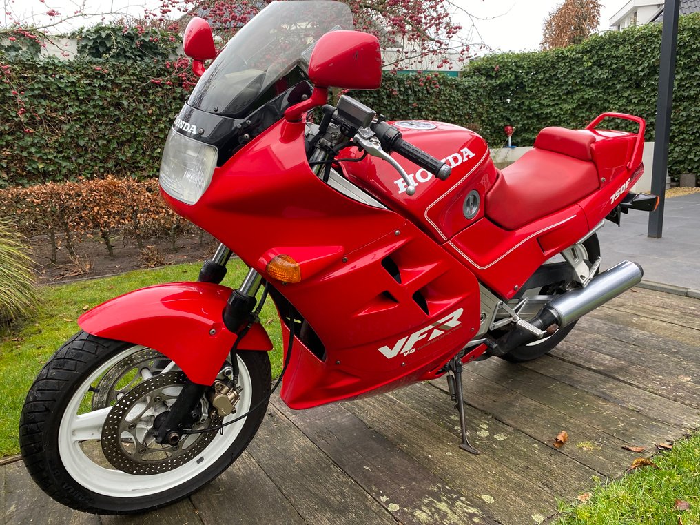 Honda - VFR 750 F - NO RESERVE - 1989 #1.0