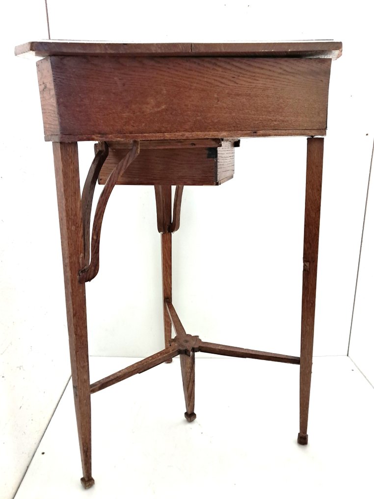 81 cm 6 kg - Side table - Oak - Amsterdam School style #3.2