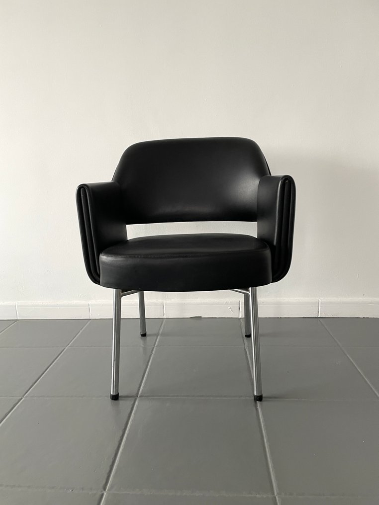 Airborne International - Marc & Pierre Simon - 扶手椅子 - Deauville - 铬, 人造皮革 #1.0