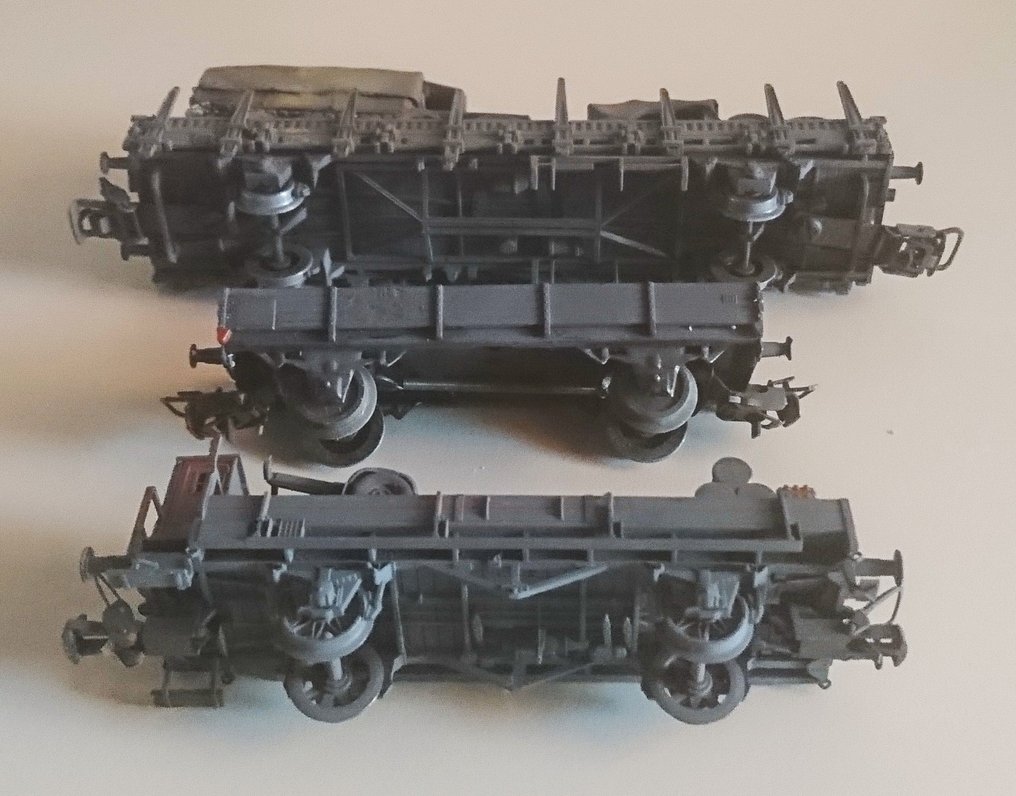Roco, Märklin H0 - Model wagonu towarowego (3) - Militär-Umbau H0: 3 wagony niskopodłogowe - DR (DRB) #4.3