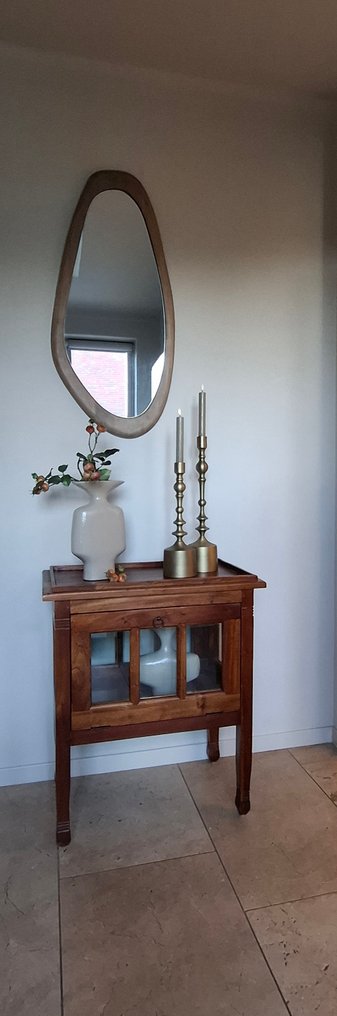 Szekrény - Hout Mahonie - Glas - A teáskészlet #1.0