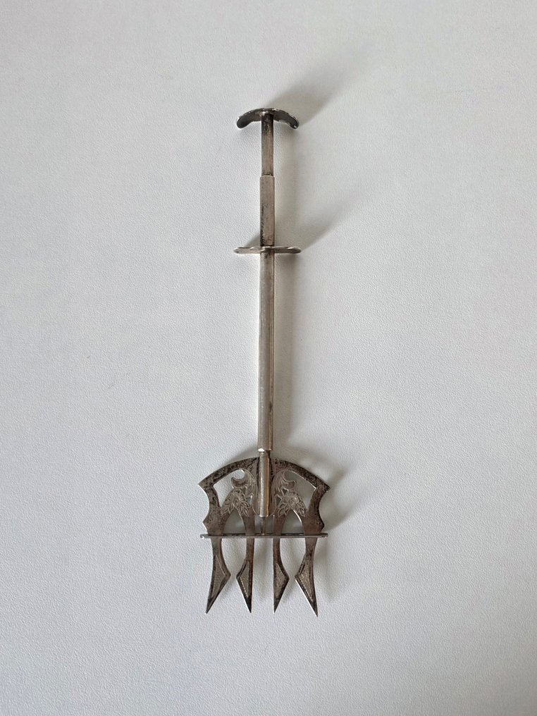 Gedetailleerde zilveren Vleesvork 'mechanische serveervork' ca. 1900 - Widelec - Srebro #1.0