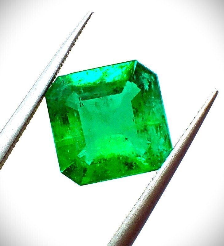 Esmeralda  - 2.69 ct - Antwerp Laboratory for Gemstone Testing (ALGT) - Qualidade Extra Fina #1.0
